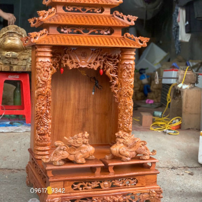 Bàn thờ ông địa ông thần tài bằng gỗ hương siêu víp kt 61×69cm