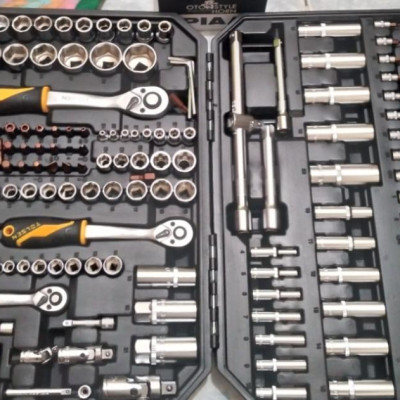 BỘ DỤNG CỤ MỞ BULONG 175 MÓN TOLSEN 15146 - HÀNG CHÍNH HÃNG