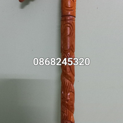 Gậy batong chống đi lại dành cho người già bằng gỗ hương đá kt dài 91×13×3,5cm