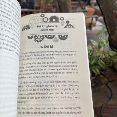 KHÔNG PHẢI SÓI NHƯNG CŨNG ĐỪNG LÀ CỪU – Lê Bảo Ngọc - Skybooks - AZ Việt Nam 