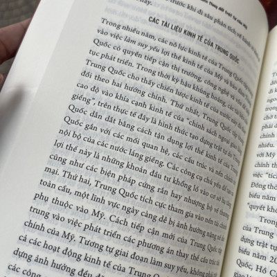 CUỘC CHIẾN DÀI HƠI – Đại chiến lược của Tr.u.ng Q.uố.c nhằm thay đổi trật tự của M.ỹ – Rush Doshi – Mỹ Châu dịch – NXB Chính trị Quốc gia Sự thật (bìa mềm)