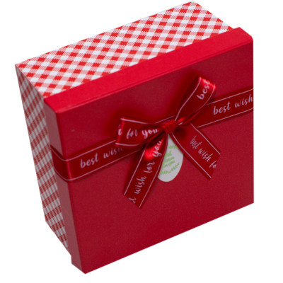 Hộp Quà Vuông V028 Phượng Hoàng 18 x 18 x 9 cm - Giao mẫu ngẫu nhiên