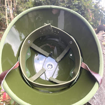 Mũ cối tàu lòng xanh trắng cốt phíp, vải Gabadin tô châu, rơi va đạp không vỡ, tuyệt đối không ngấm nước, vải không phai, phiên bản cối xưa