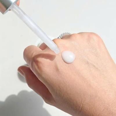 Bộ Tinh Chất Mờ Nám Trắng Da OHUI Extreme White Melatoning Dark Spot Ampoule Essence Special Set