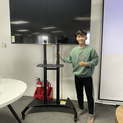 Giá Treo TiVi Di Động North Bayou AVA1800 Màu Đen Lắp Cho Màn Hình Từ 55 inch - 80 inch Nhập Khẩu