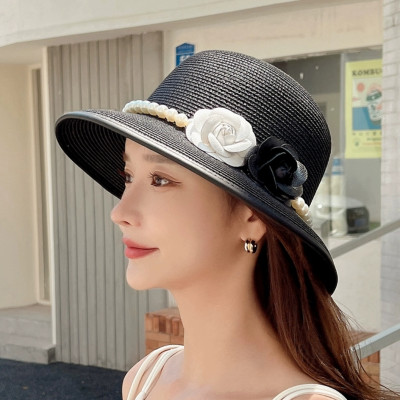 Mũ rộng vành nón đi biển chống nắng gắn hoa voan đen trắng dây đai ngọc trai nhân tạo thời trang Hàn Quốc dona25073102