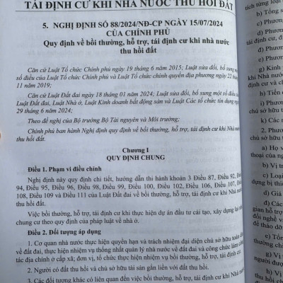 Sách Luật Đất Đai 2024 - Quy Định Mới Về Xử Phạt Vi Phạm Hành Chính Trong Lĩnh Vực Đất Đai (V2498D)