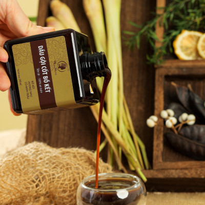 Combo 1 dầu gội cốt bồ kết + 1 hộp thảo mộc vệ sinh cho mẹ Wonmom