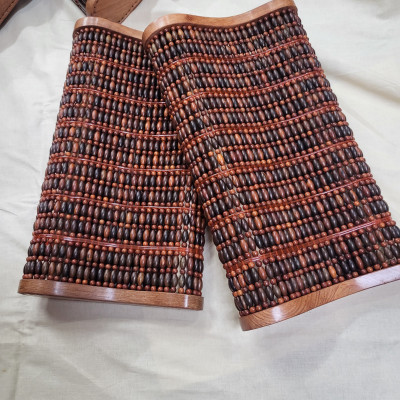 Gối Gỗ Trắc Hạt Cao Cấp - Gối Công Thái Học ( video , hình thật )