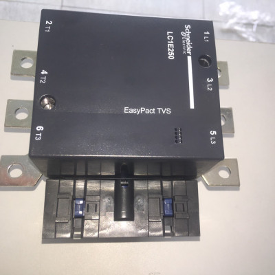 | Chính hãng | Khởi động từ LC1E250M5 250A áp điều khiển 220VAC