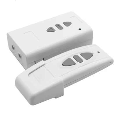 Bộ điều khiển và mô tơ màn chiếu điện Apollo RF01, dùng để sửa chữa màn chiếu tất cả các hãng có trên thị trường ( hàng chính hãng )