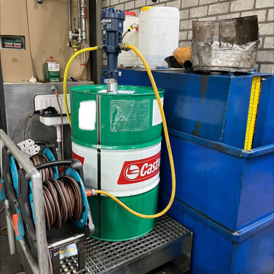 Máy pha định lượng dầu cắt gọt kim loại, các loại dầu pha nước trong gia công cơ khí, hiệu Mixtron - MX.250.P110, tỉ lệ 1-10%