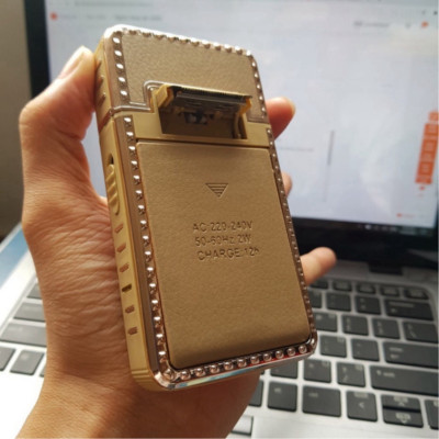 Máy Cạo Râu Khô - Hàng Nhập Khẩu