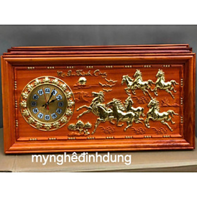 Tranh đồng hồ treo tường khắc tích mã đáo thành công bằng gỗ hương đỏ 41x81x3cm 