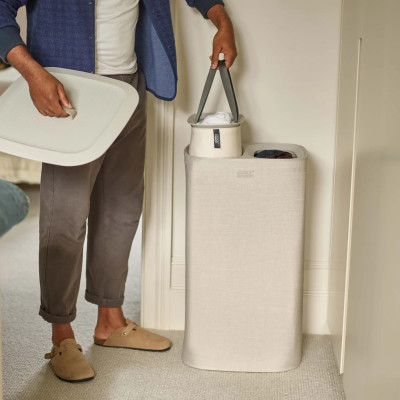 Giỏ đựng quần áo 2 ngăn có quai xách Joseph Joseph 50019 Tota 60L (Ecru) Hàng chính hãng