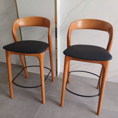 Ghế quầy đảo bếp gỗ cao 65 cm CB NEVA-65W Nội thất Capta Ghế ngồi bàn đảo bếp gỗ ash cao cấp nệm đen có lưng tựa tại hcm