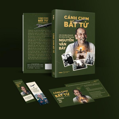 Sách - Cánh Chim Bất Tử - Câu Chuyện Về Người Phi Công Huyền Thoại Nguyễn Văn Bảy - Bìa Cứng - Bản Giới Hạn -Tặng Kèm 2 Bookmark 2 Mặt + 4 Postcard 2 Mặt + 1 Quyển Sách Ảnh Bỏ Túi + 1 Đai Sách - Độc Quyền Fahasa