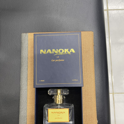 Nước hoa ô tô Nanoka hương ngọt ngào, kháng mùi như hôi, tanh, ẩm mốc,…trên xe ô tô, quần áo, phòng làm việc