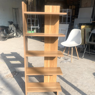 Kệ sách góc tường gỗ CN HT1250