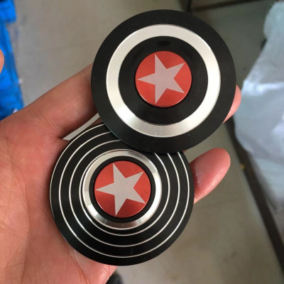 Con Quay Spinner Kim Loại Tròn Siêu Anh Hùng