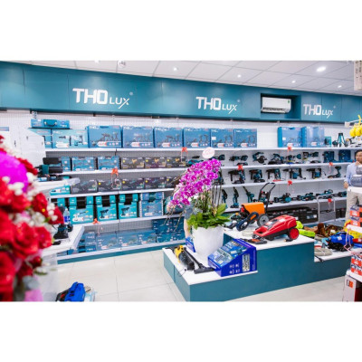 Máy đánh bóng xe ô tô bằng pin Tholux M-8092 làm đẹp cho xe