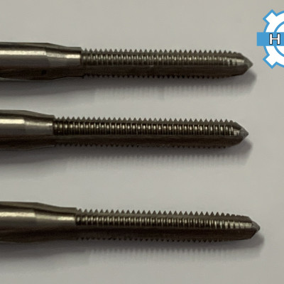 Bộ 3 mũi taro tay Volkel M 3 - M 12  loại thẳng