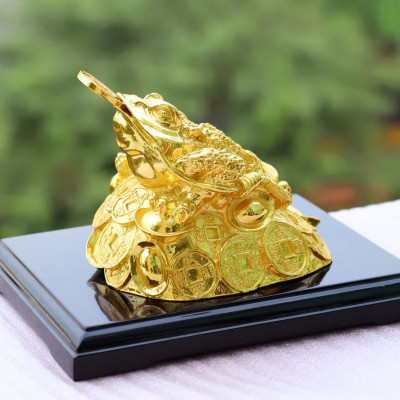 Quà tặng khai trương: Cóc 3 chân ngậm tiền vàng