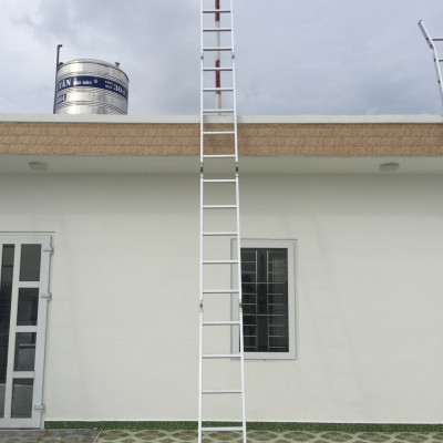 Thang nhôm gấp 4 đoạn SUMIKA SK605, chữ A - 2.9m, chữ I - 5.8m, 14 tư thế sử dụng, tải trọng 150kg