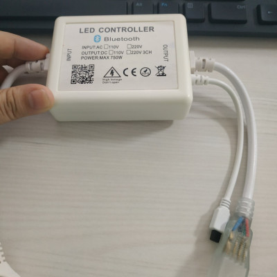 BỘ ĐIỀU KHIỂN LED DÂY NHIỀU MÀU 220V CÓ KẾT NÓI APP WIFI