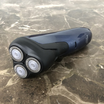 Máy Cạo Râu Nam Philips AT620 - Hàng Nhập Khẩu