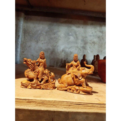 Cặp tượng văn thù phổ hiền bồ tát bằng gỗ bách xanh thơm nức kt 10×10×4cm