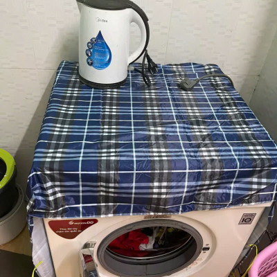 Áo bọc máy giặt cửa trước (ngang ) cho máy từ  6 - 8kg  ,  vải dù  chống thấm siêu bền  , chống bụi , bảo vệ máy không bị mưa nắng , giữ máy sạch sẽ như mới giao màu ngẫu nhiên