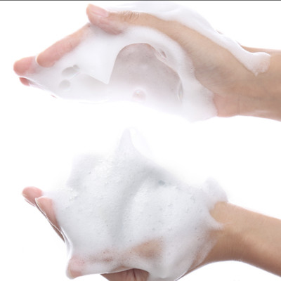 Sữa Tắm Dưỡng Sáng Mịn Da Sạch Sâu Deve Olive & Argan Body Soap (130 G)