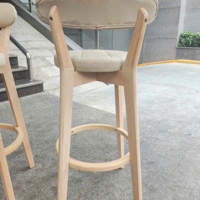 Ghế đảo bếp khung gỗ cao 62cm CB BEE-62W Nội thất Capta Ghế bar gỗ có lưng nệm bọc giả da kem đen cam đất stool chair hcm city