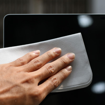 Khăn Lau Màn Hình Polishing Cloth Kai cho iPhone / Macbook / iPad / Laptop / Smartphone / Lens Camera/ Smartwatch - Hàng Nhập Khẩu