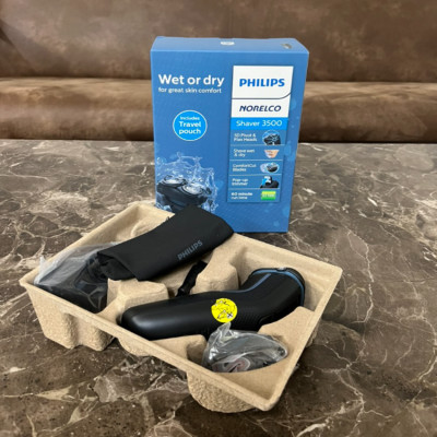 Máy cạo râu khô và ướt 5D Pivot & Flex Heads Philips Norelco S3212 Series 3000 - Hàng Nhập Khẩu