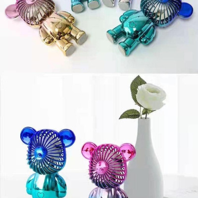 Quạt Mini Cầm Tay Bearbrick, Quạt Tích Điện Mini Để Bàn Decor Siêu Dễ Thương Có Sạc USB - Hàng Loại 1. CHính Hãng MINIIN