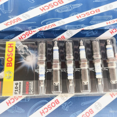 Bộ Bugi Chân Côn (4 Chấu) Bosch Platium-Iridium Jeep Grand Cherokee IV 3.6, Wrangler III 3.6, Mazda CX9, Land Rover Evoque