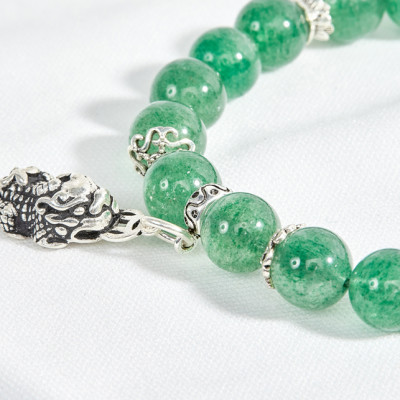 Vòng thạch anh xanh phối charm tỳ hưu treo Ngọc Quý Gemstones