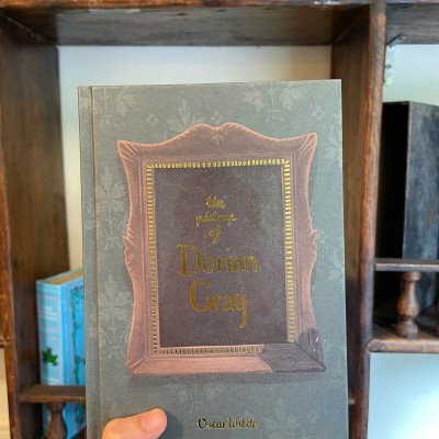 Sách - The Picture of Dorian Gray by Oscar Wilde - Classics/Fiction/Horror book in English