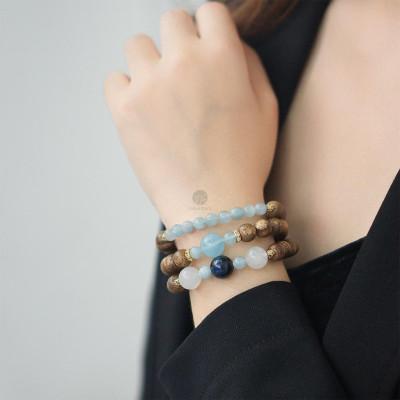 Vòng trầm hương tự nhiên quấn 3 mix đá Aquamarine, mắt hổ xanh dương cao cấp chính hãng 2VTH031- UDUMBARA