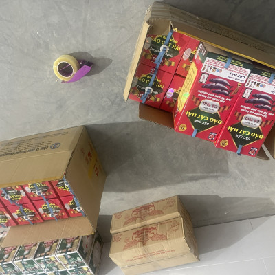 Nước Mắm Cá Thu truyền thống 29 độ đạm,Hộp 4 chai, dung tích 650ml/chai