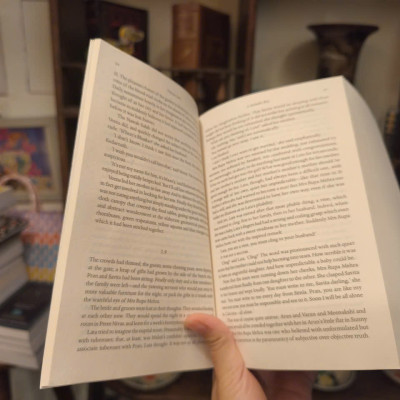 Sách - A Suitable Boy by Vikram Seth | Indian Literature / Romance Historical Fiction / Ngoại văn Nhập khẩu