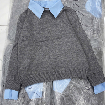 Áo Len Xám Mix Cổ Sơ Mi Xanh Nữ Dáng Xinh