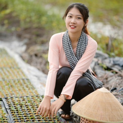 Bộ bà ba lụa hồng cam quần phi đen - Có bộ bà ba Bigsize- may sỉ bà ba toàn quốc - May bộ bà ba theo yêu cầu