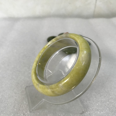 Vòng tay Đá Tự Nhiên Serpentine màu vàng bản dẹt cho người mệnh Thủy và Kim vongtaymenhthuy