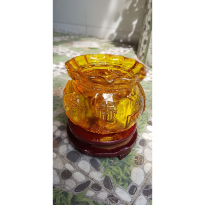 Tượng Phong Thủy Thố tụ tài to mới miệng kiểu màu vàng anh tài lộc 20 thỏi xiền vàng đá lưu ly tự nhiên đế gỗ size lớn đk 13cm x Cao 13cm cả đế x thố cao 9cm Hợp Anh Chị Mệnh Kim Thổ Thuỷ đặt bàn làm việc bàn thờ thần tài to vàng anh đẹp ạ