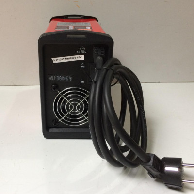 MÁY HÀN QUE ĐIỆN TỬ INVENTER REDBO MINI-2000 (Đỏ) ( gia đình, thợ lưu động,..)