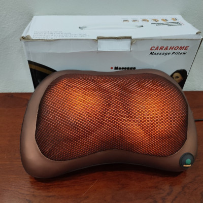 Gối massage cổ - Gối massage hồng ngoạị 8 bi Nhật bản, GM-500, Có đầu USB cắm cho ô tô, Sản phẩm chính hãng, BH 36 tháng