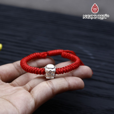 Vòng tay thắt dây đỏ phối charm hổ bạc - Ngọc Quý Gemstones